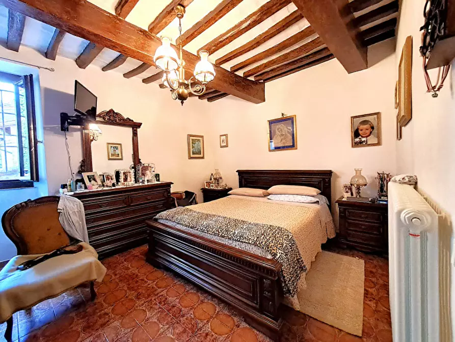 Immagine 13 di Appartamento in vendita  a Passignano Sul Trasimeno