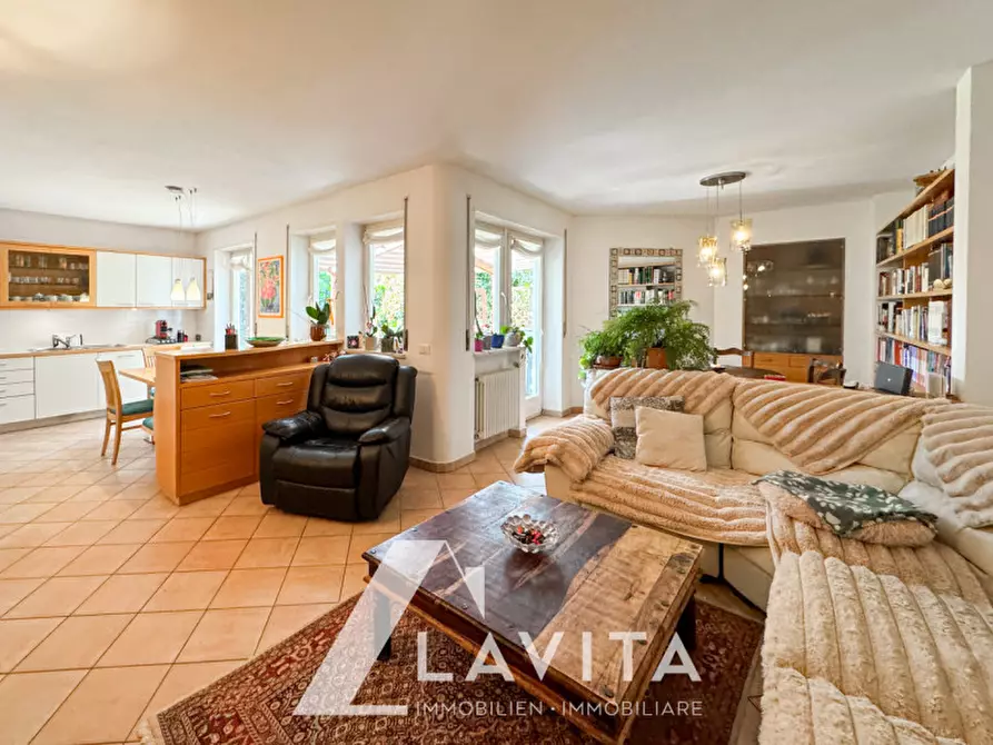 Immagine 5 di Appartamento in vendita  in Giuseppe-Verdi-Straße - Via Giuseppe Verdi a Merano .Meran.