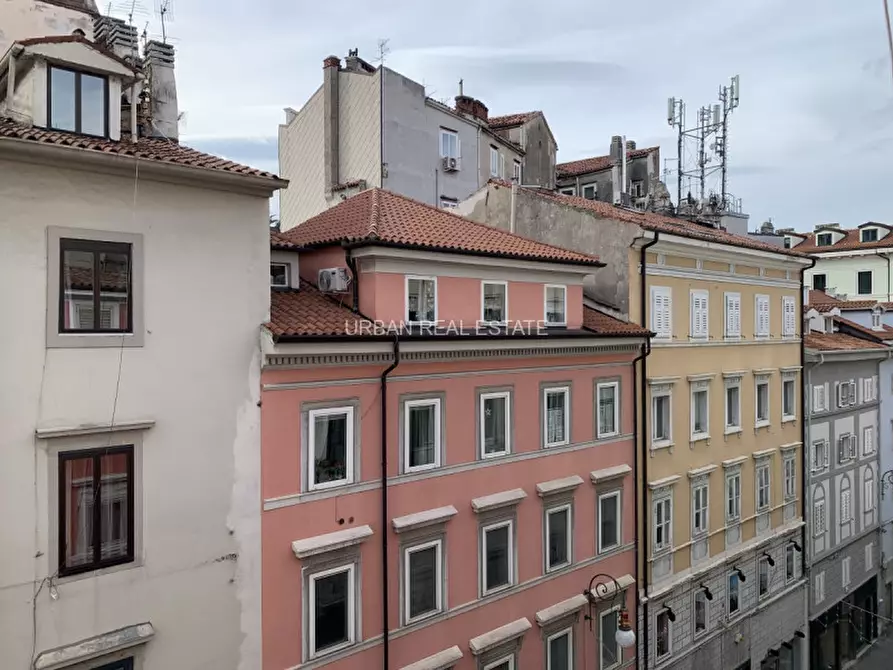 Immagine 6 di Appartamento in vendita  in Via Mazzini 46 a Trieste