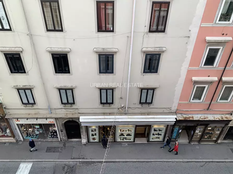 Immagine 7 di Appartamento in vendita  in Via Mazzini 46 a Trieste
