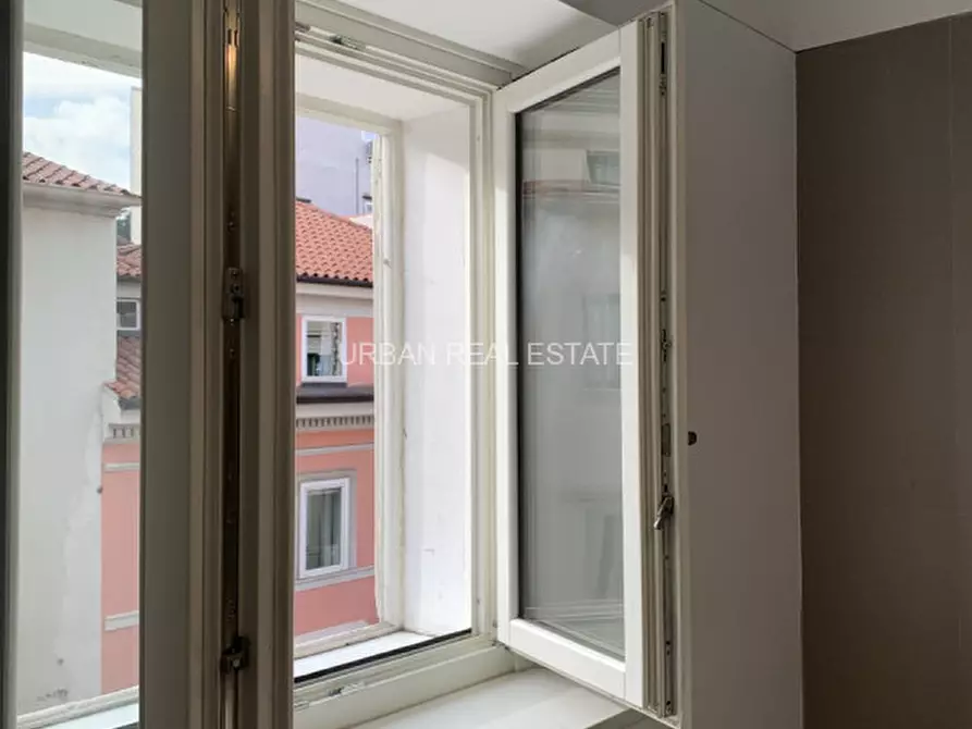 Immagine 12 di Appartamento in vendita  in Via Mazzini 46 a Trieste