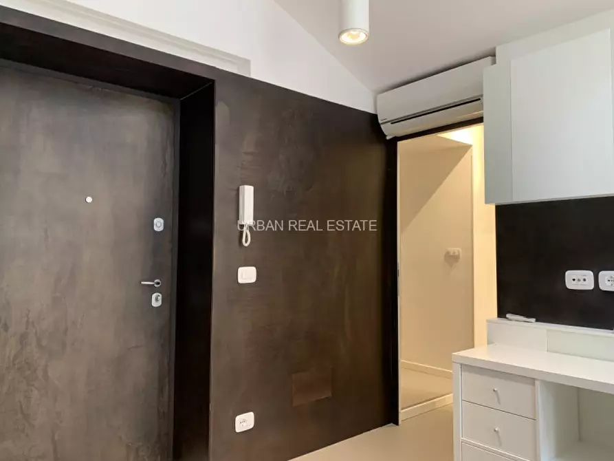 Immagine 13 di Appartamento in vendita  in Via Mazzini 46 a Trieste