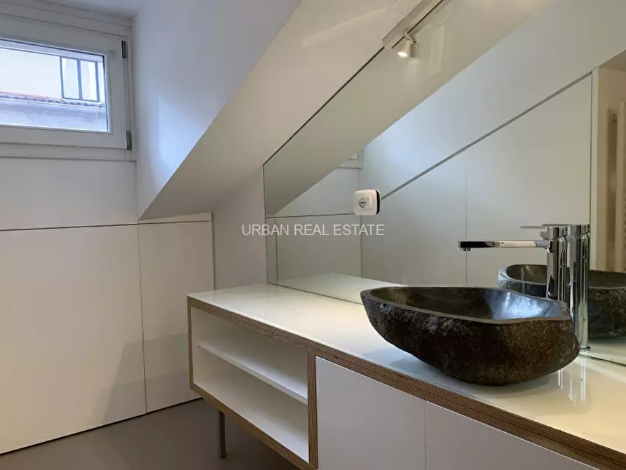 Immagine 26 di Appartamento in vendita  in Via Mazzini 46 a Trieste