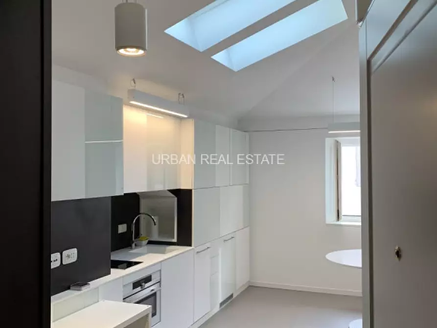 Immagine 37 di Appartamento in vendita  in Via Mazzini 46 a Trieste