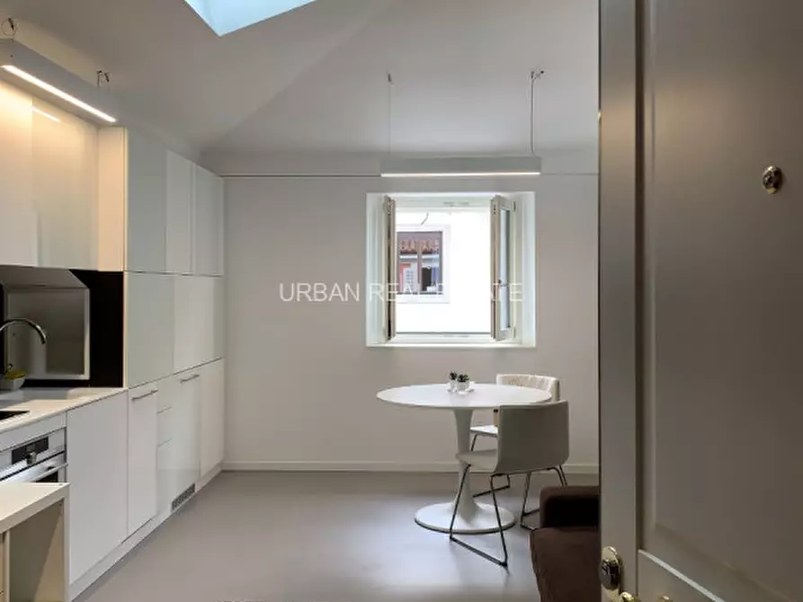 Immagine 38 di Appartamento in vendita  in Via Mazzini 46 a Trieste