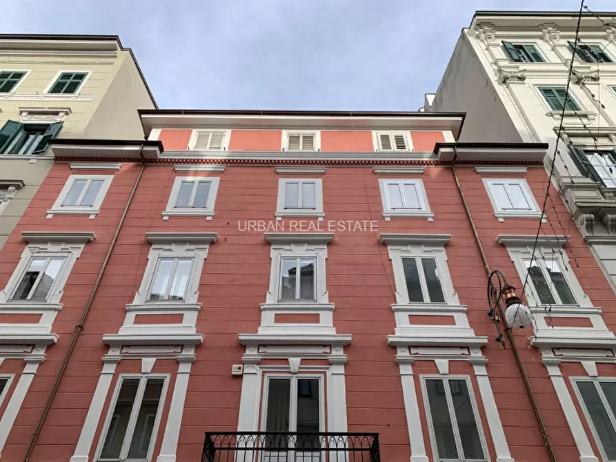 Immagine 45 di Appartamento in vendita  in Via Mazzini 46 a Trieste
