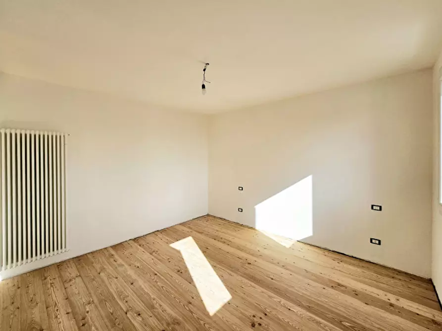 Immagine 8 di Appartamento in vendita  in VIA SOSTEGNO a Este