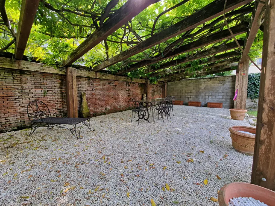 Immagine 1 di Appartamento in vendita  in Contra' Cornoleo VICENZA a Vicenza