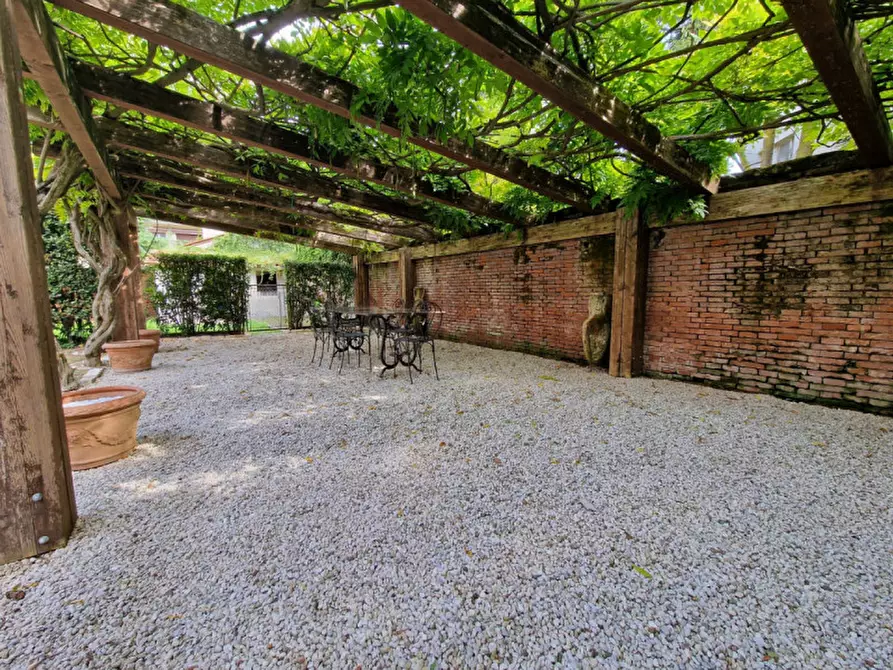 Immagine 3 di Appartamento in vendita  in Contra' Cornoleo VICENZA a Vicenza