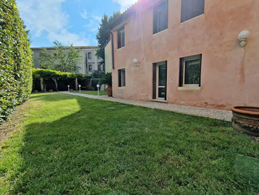 Immagine 10 di Appartamento in vendita  in Contra' Cornoleo VICENZA a Vicenza