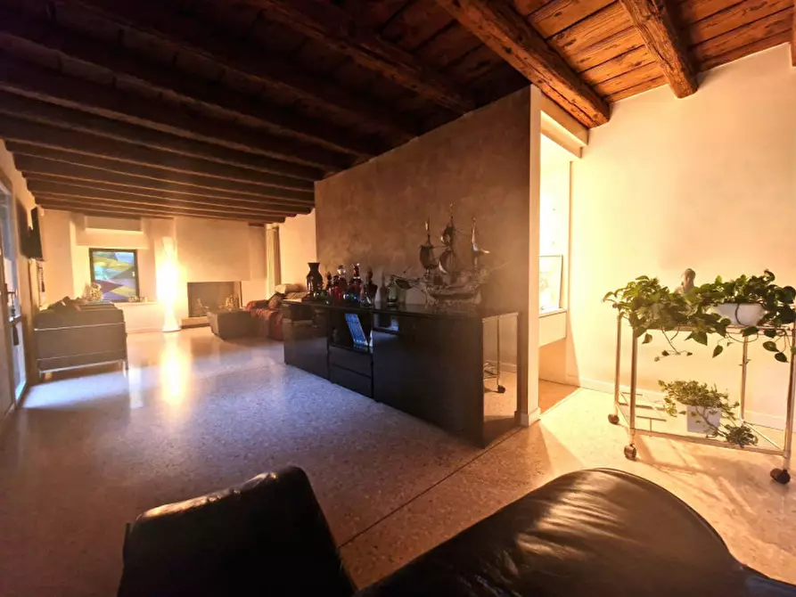 Immagine 13 di Appartamento in vendita  in Contra' Cornoleo VICENZA a Vicenza