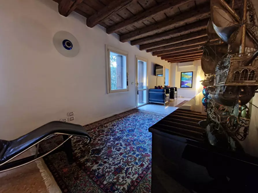 Immagine 16 di Appartamento in vendita  in Contra' Cornoleo VICENZA a Vicenza