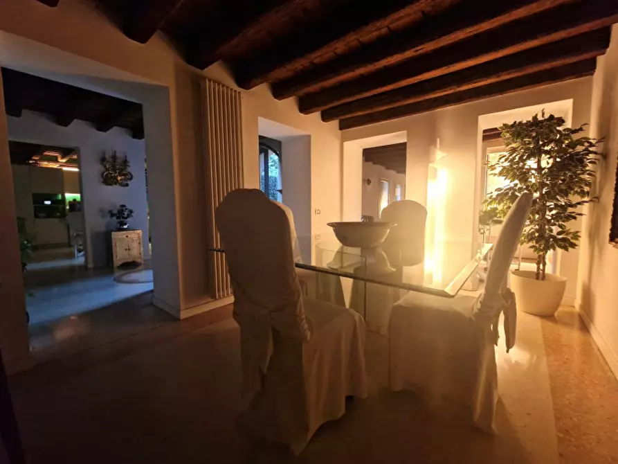 Immagine 17 di Appartamento in vendita  in Contra' Cornoleo VICENZA a Vicenza