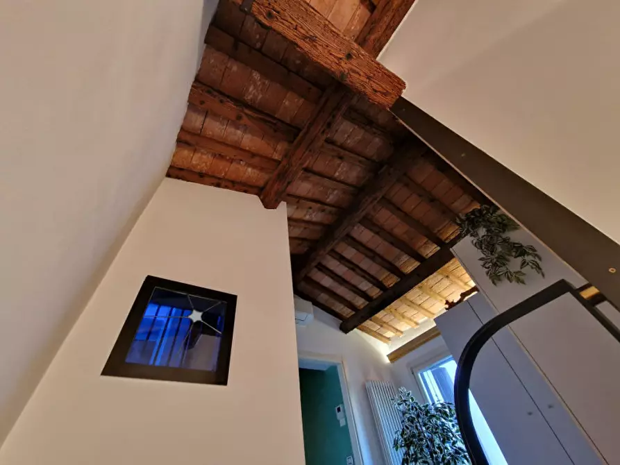 Immagine 28 di Appartamento in vendita  in Contra' Cornoleo VICENZA a Vicenza