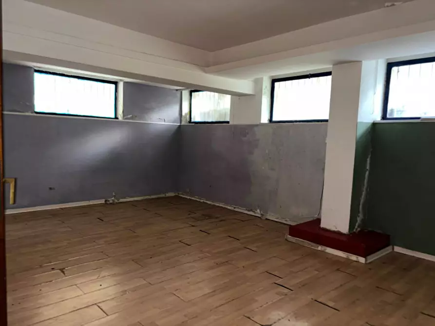 Immagine 9 di Ufficio in vendita  in Via Francesco Borromini a Palermo