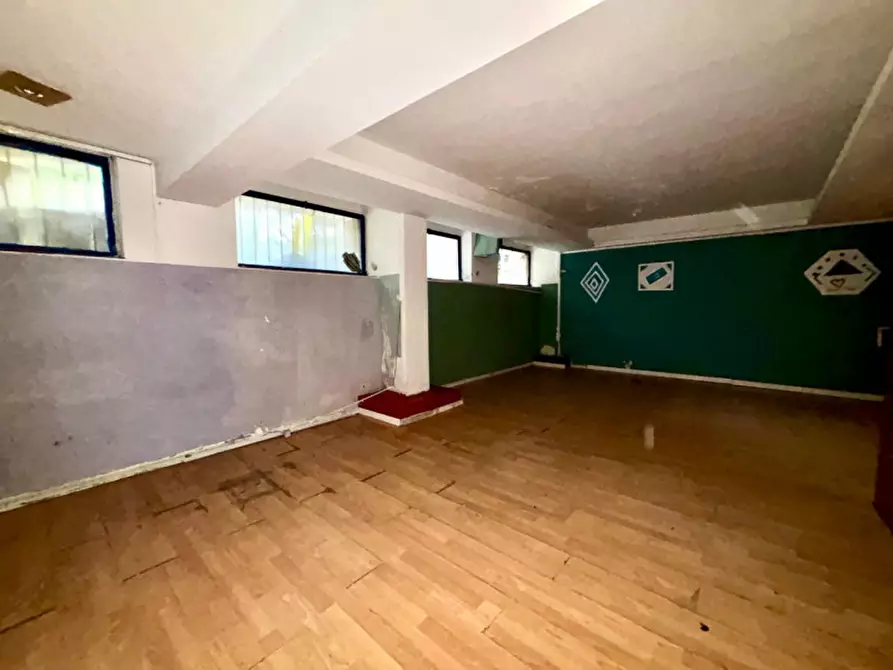 Immagine 11 di Ufficio in vendita  in Via Francesco Borromini a Palermo