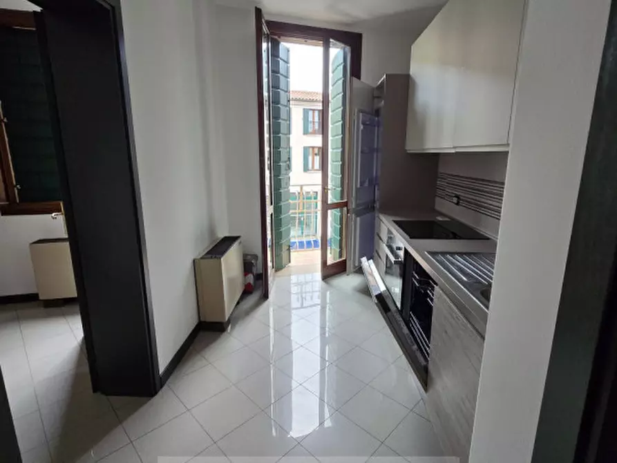 Immagine 4 di Appartamento in affitto  in via san marco a Padova