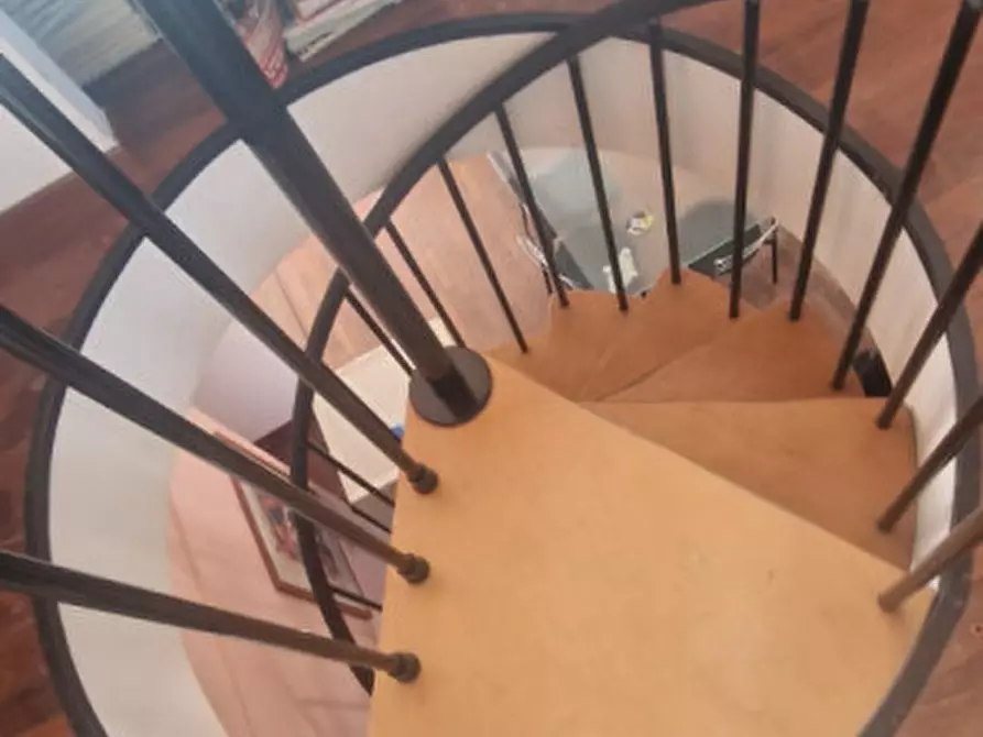 Immagine 18 di Appartamento in vendita  in via adda a Silvi