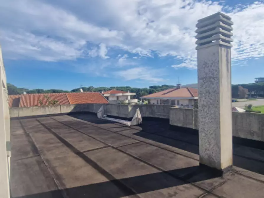 Immagine 19 di Appartamento in vendita  in via adda a Silvi