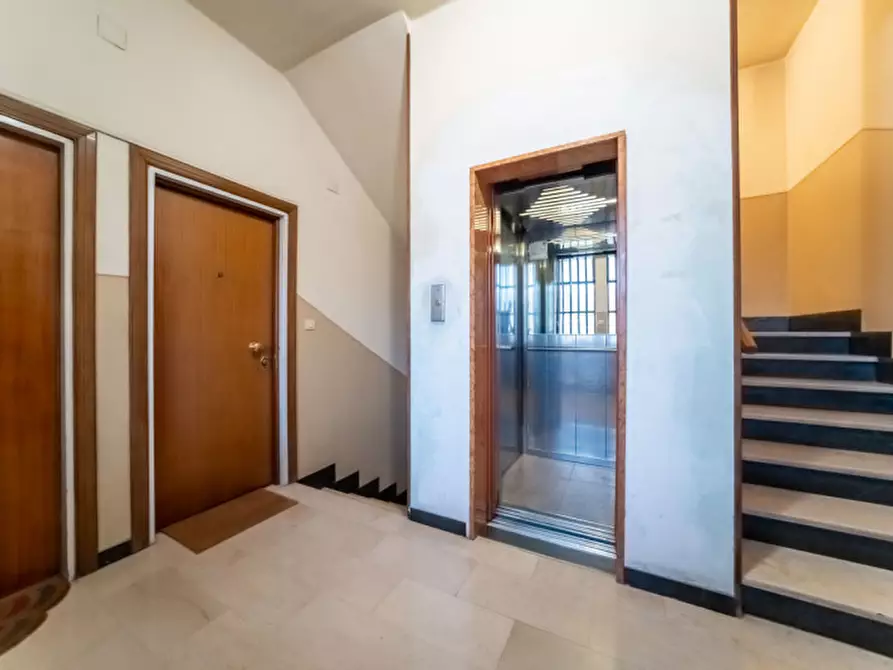 Immagine 20 di Appartamento in vendita  in Via Trento, 44 a Parma