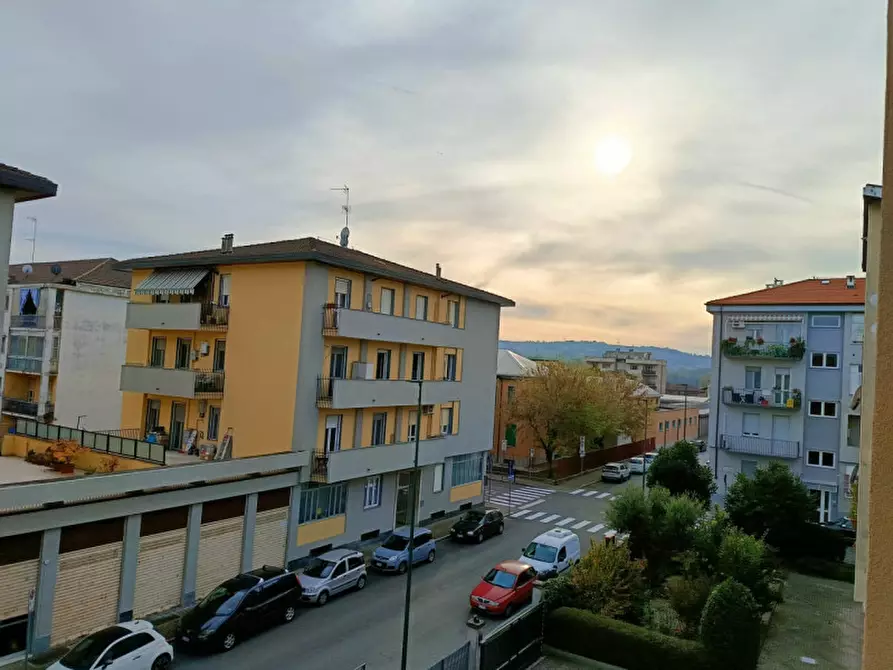 Immagine 4 di Appartamento in vendita  in Via Alfredo Piacibello 4 a Casale Monferrato
