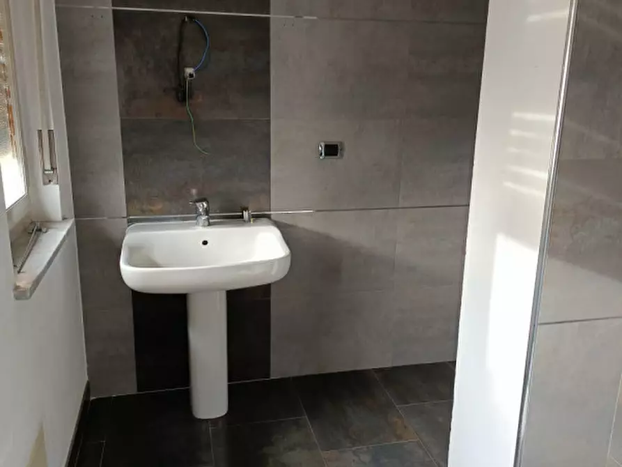 Immagine 19 di Appartamento in vendita  in Via Alfredo Piacibello 4 a Casale Monferrato