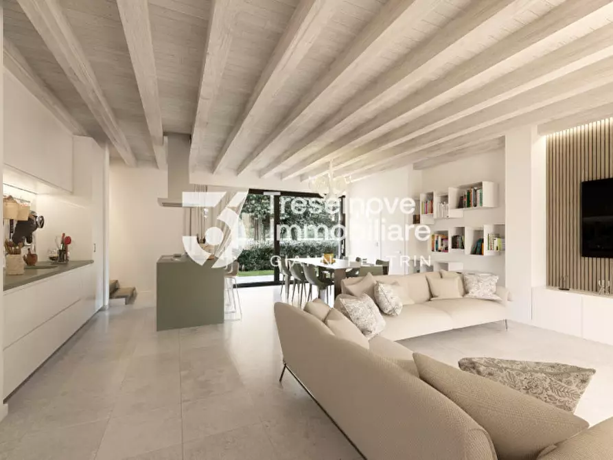 Immagine 8 di Casa bifamiliare in vendita  in Viale Unità d'Italia a Povegliano