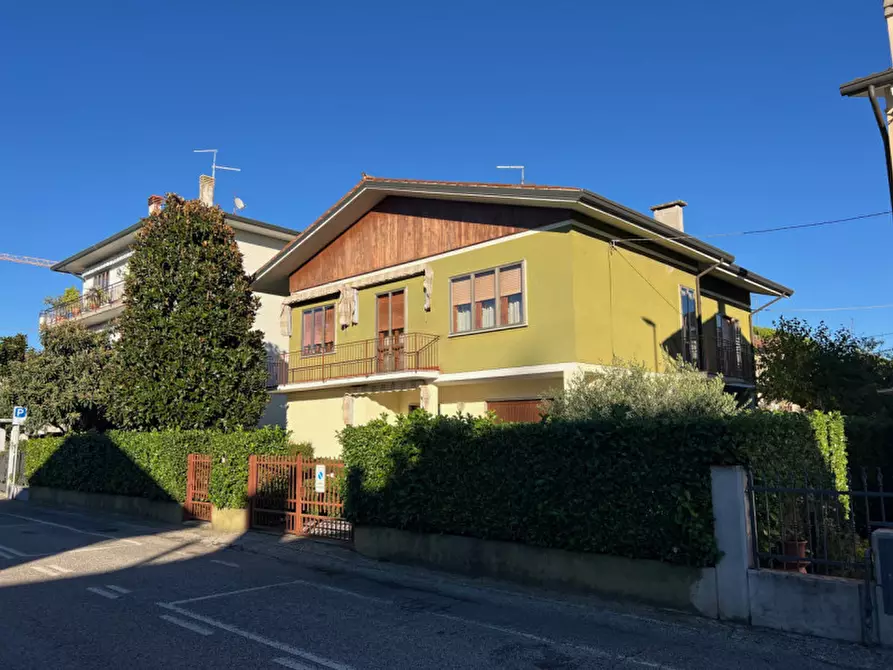 Immagine 1 di Casa indipendente in vendita  in VIA VENEZIA, 3 a Lonigo