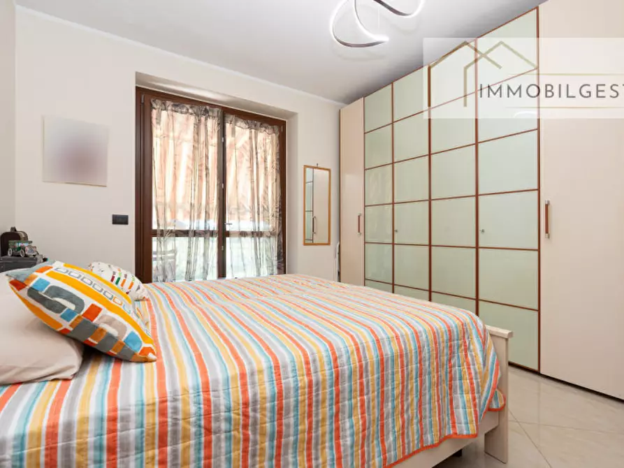 Immagine 8 di Villa in vendita  in Via Giacomo Leopardi 2 a San Gillio