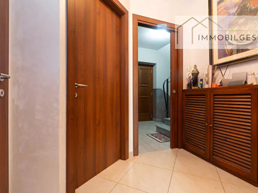 Immagine 20 di Villa in vendita  in Via Giacomo Leopardi 2 a San Gillio