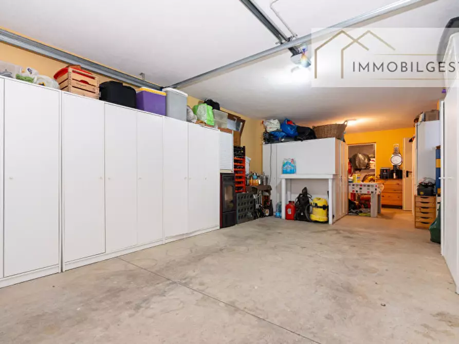 Immagine 23 di Villa in vendita  in Via Giacomo Leopardi 2 a San Gillio