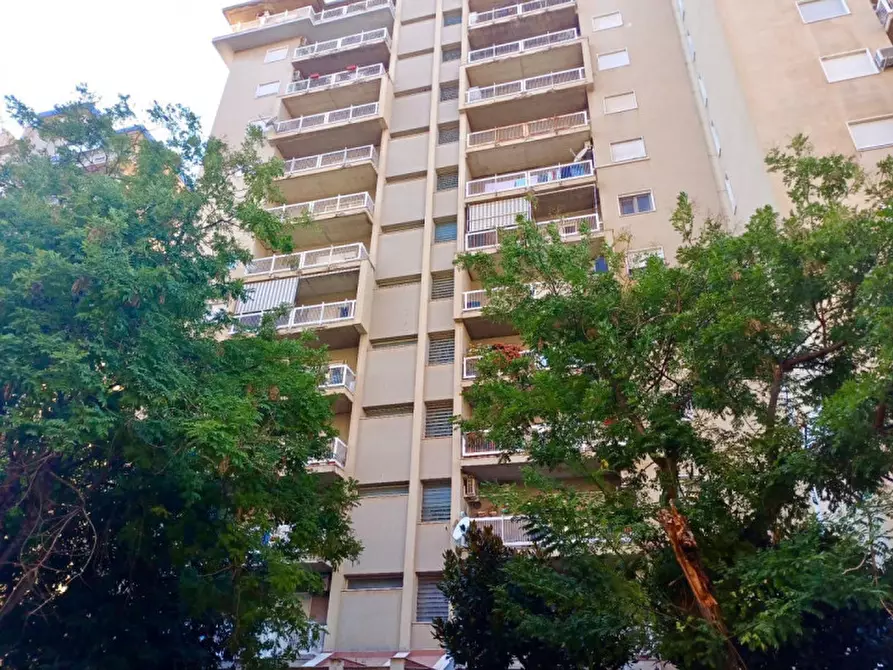 Immagine 1 di Appartamento in vendita  in VIA DOMENICO RUSSO a Palermo