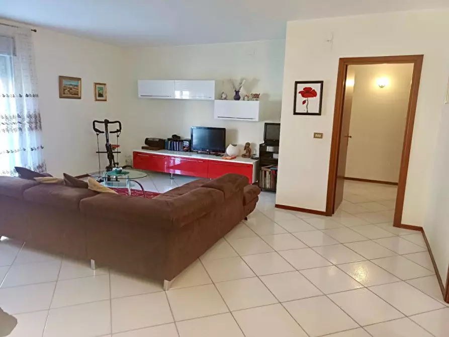 Immagine 4 di Appartamento in vendita  in VIA DOMENICO RUSSO a Palermo