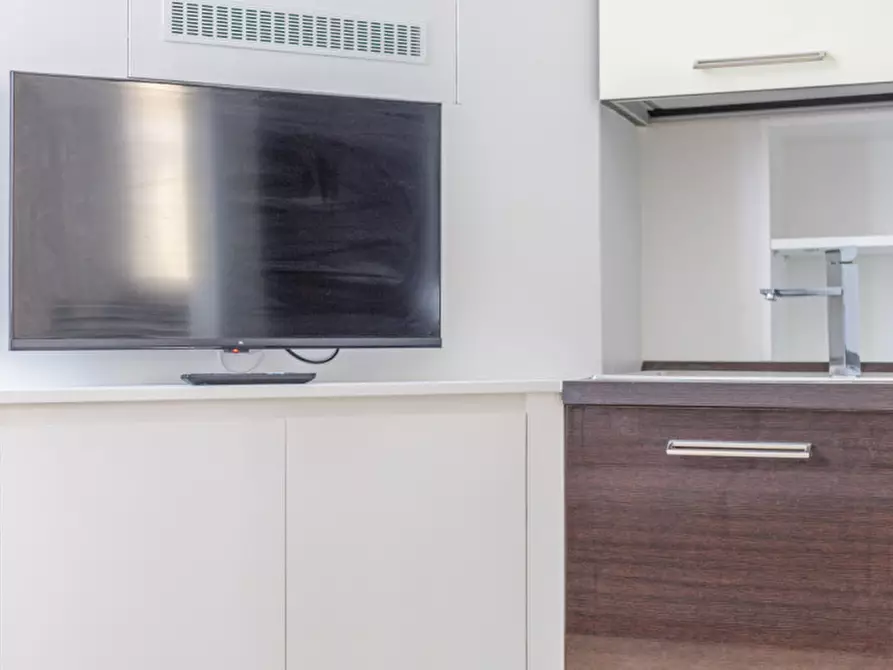 Immagine 18 di Appartamento in vendita  in Via Plinio 47 a Milano