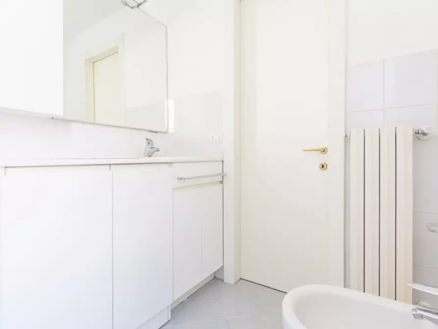 Immagine 28 di Appartamento in vendita  in Via Plinio 47 a Milano