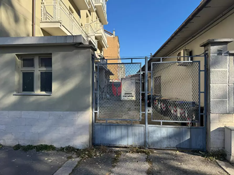 Immagine 4 di Appartamento in vendita  in Via Carlo Alfonso Nallino 26/b a Torino