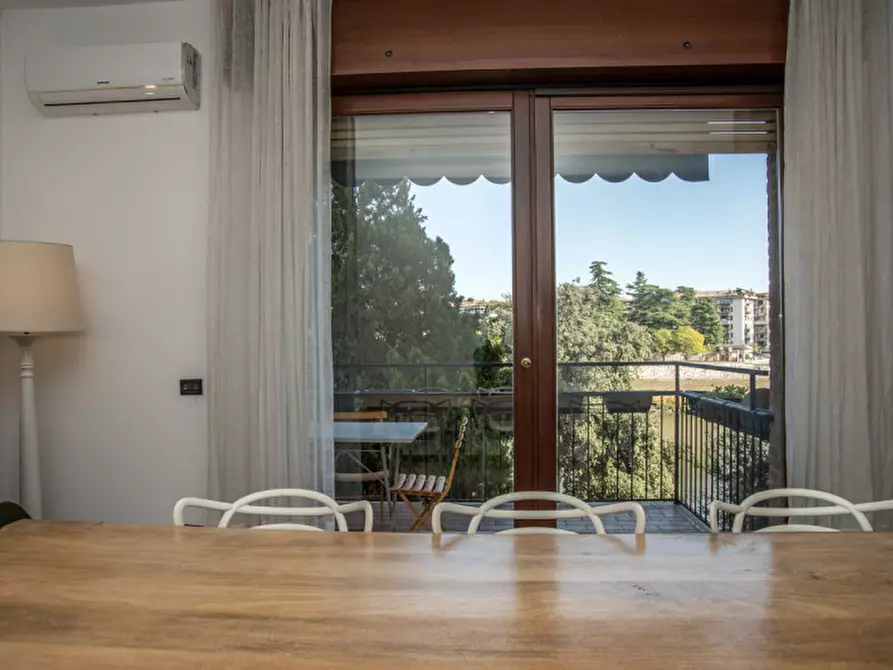 Immagine 4 di Appartamento in vendita  in Lungadige Catena a Verona