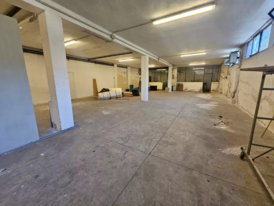 Immagine 56 di Villa in vendita  a Nerviano