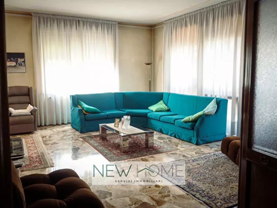 Immagine 2 di Casa bifamiliare in vendita  in via Alfonsine 3 a Verona