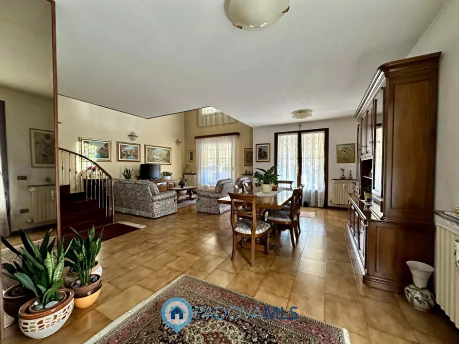 Immagine 2 di Casa bifamiliare in vendita  in Via Gorizia, a Masera' Di Padova