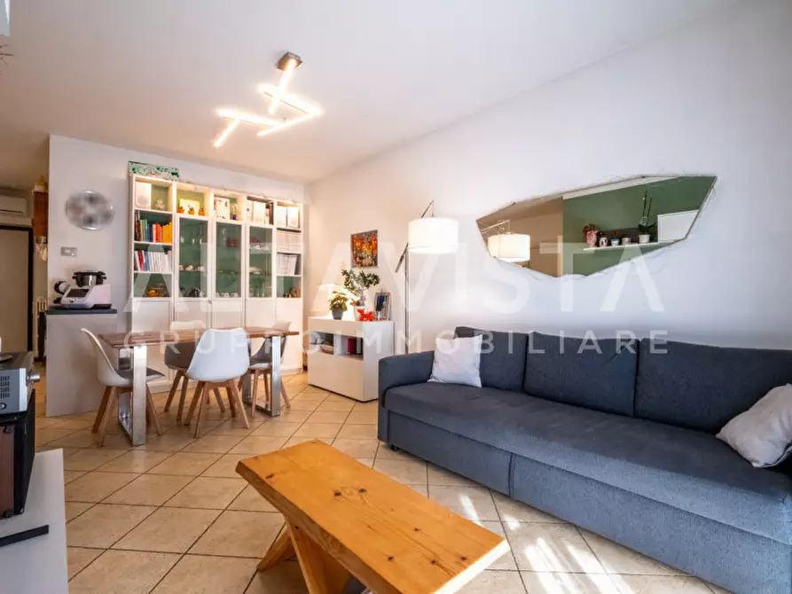 Immagine 15 di Appartamento in vendita  in Via Molini a Botticino