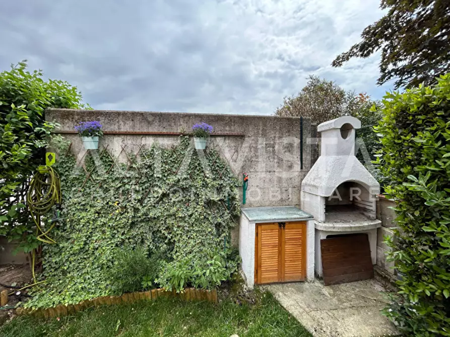 Immagine 23 di Appartamento in vendita  in Via Molini a Botticino