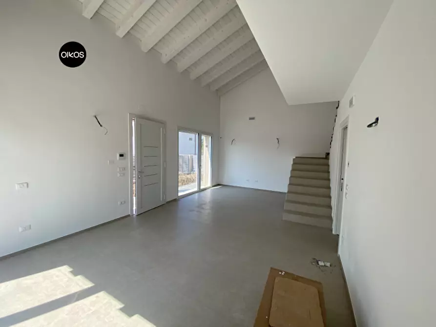 Immagine 4 di Casa bifamiliare in vendita  a Campolongo Maggiore