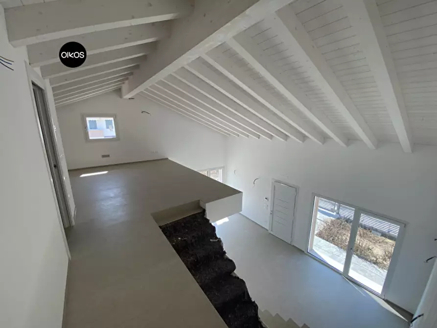 Immagine 10 di Casa bifamiliare in vendita  a Campolongo Maggiore