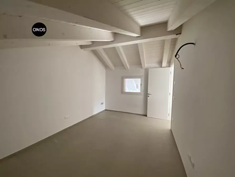 Immagine 12 di Casa bifamiliare in vendita  a Campolongo Maggiore