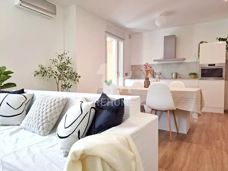 Immagine 1 di Appartamento in vendita  in Via Brazzacco, 9 a Udine