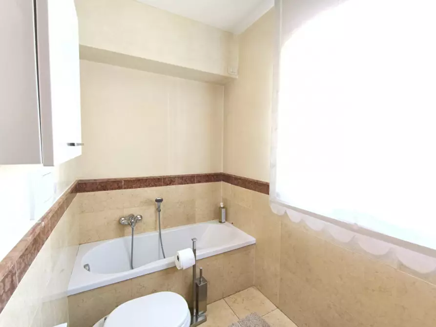 Immagine 28 di Attico in vendita  in Piazza Cortesi a Abano Terme