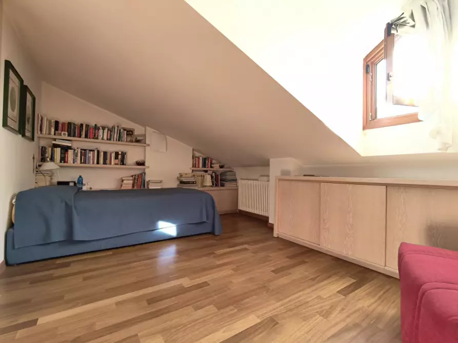 Immagine 39 di Attico in vendita  in Piazza Cortesi a Abano Terme