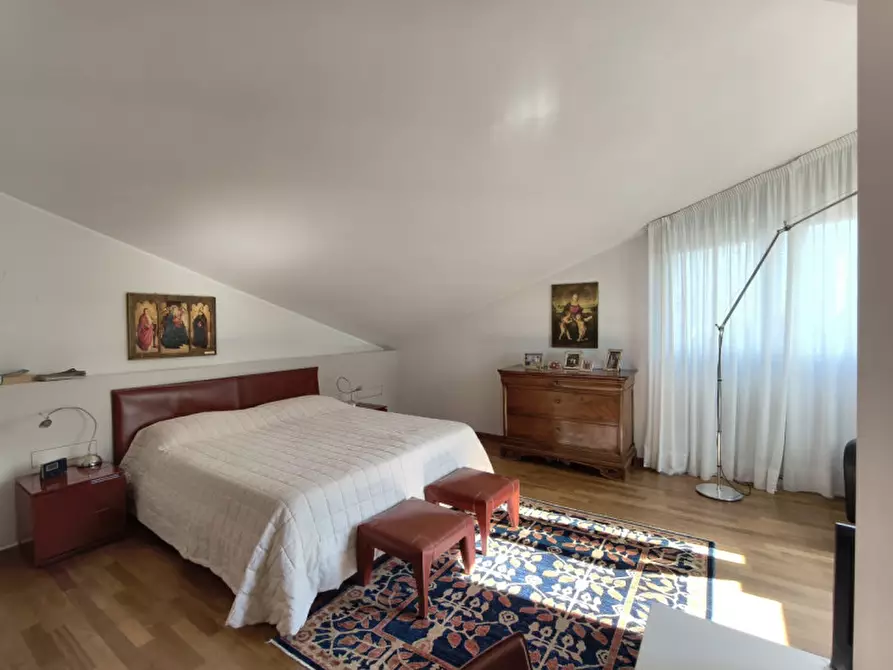 Immagine 43 di Attico in vendita  in Piazza Cortesi a Abano Terme