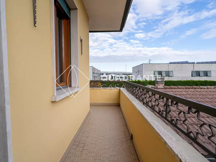 Immagine 22 di Villa in vendita  in Via Monselice 14 a Pernumia